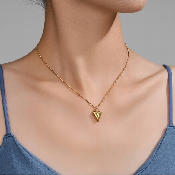 HEART NECKLACE, 18K GOLD PLATED STEEL - Picture 2 of 2